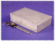 Hammond Diecast Aluminum Enclosure 275x175x63

mm